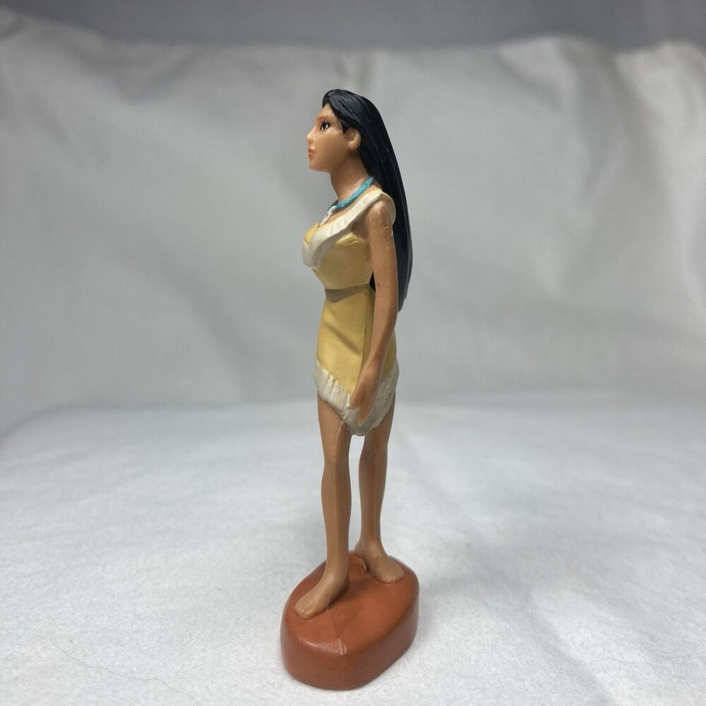 Disney Princess Pocahontas 3" Tall PVC Figurine Toy/Topper on base Collectable - Picture 4 of 8